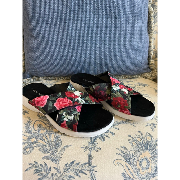 Easy Spirit Shoes - New Easy Spirit Black Red Floral Slip-On Sandals US 11